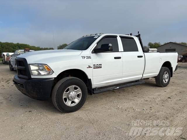 RAM 2500 ST Další