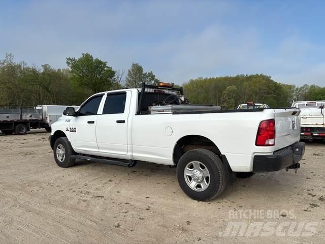 RAM 2500 ST Další