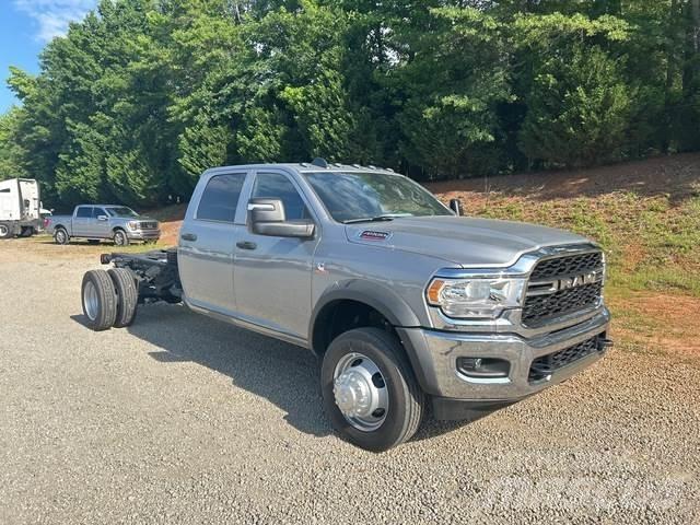 RAM 4500 Kabiny a interiér