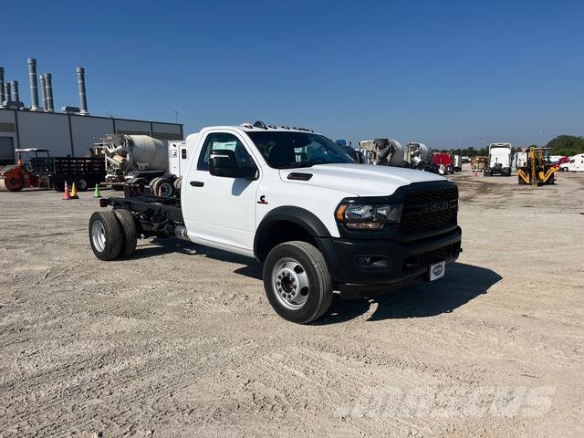 RAM 5500 Kabiny a interiér