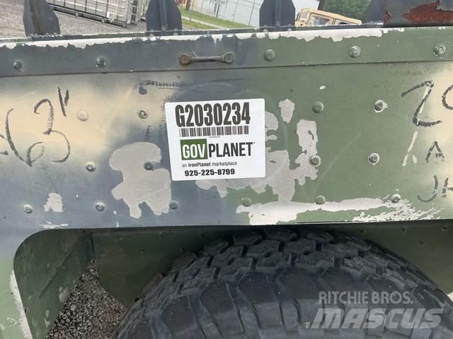  Raytheon M1101 Další přívěsy