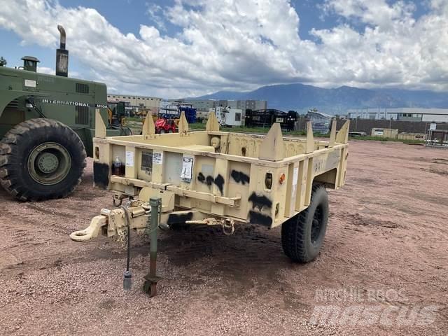  Raytheon M1102 Další přívěsy