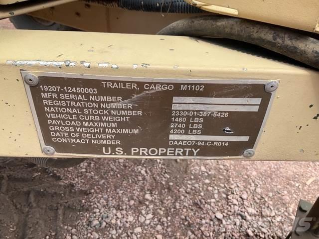  Raytheon M1102 Další přívěsy