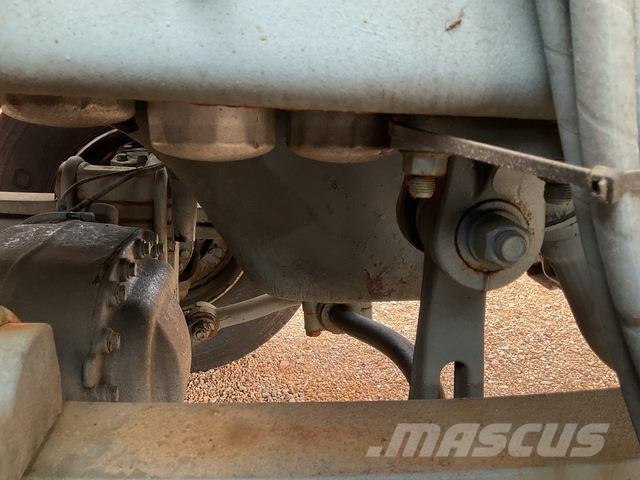 Renault Kerax Sněžné pluhy, přední sněhové radlice