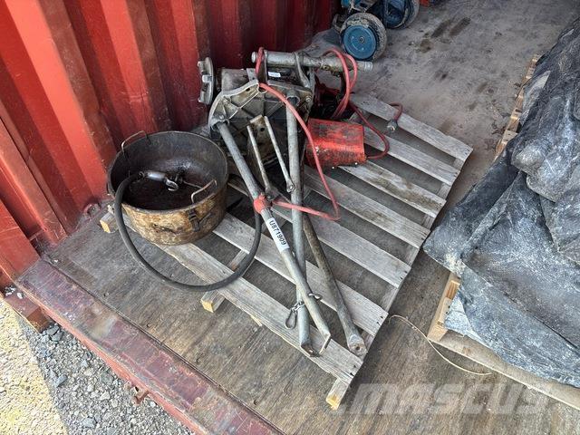  Ridgid 300-12 Potrubní zařízení