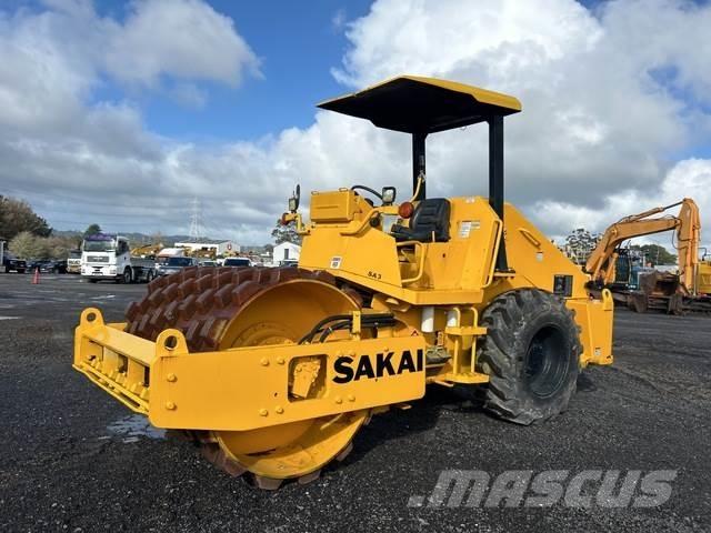 Sakai SV400TF Tahačové válce