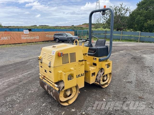 Sakai SW250 Tandemové válce