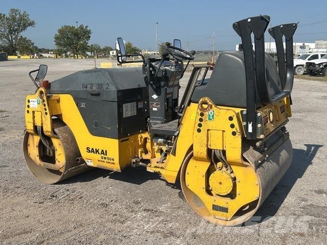 Sakai SW504 Tandemové válce