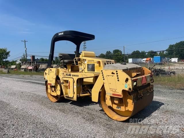 Sakai SW651 Tandemové válce