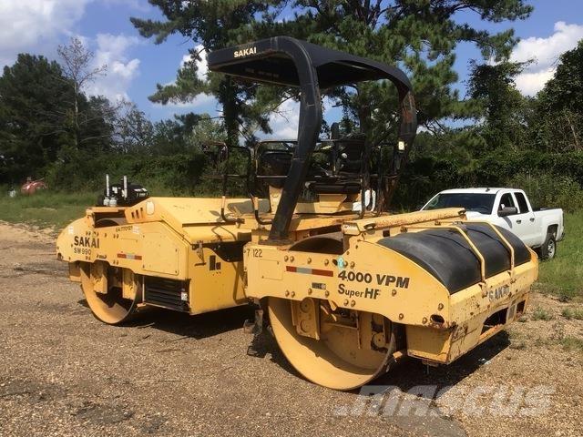 Sakai SW990 Tandemové válce