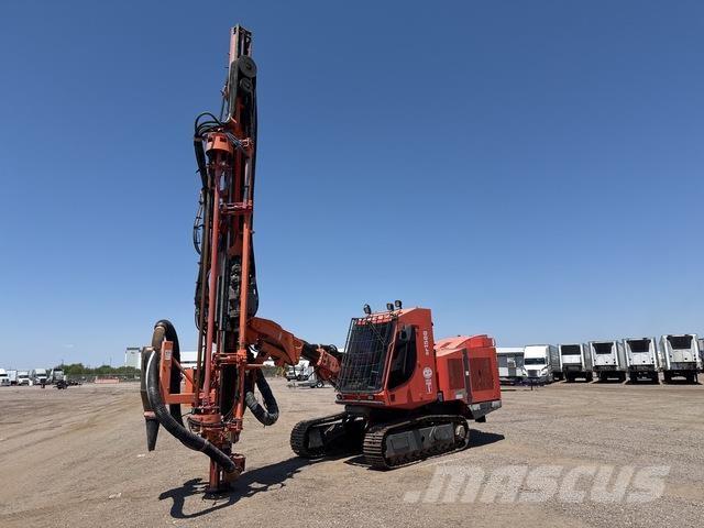 Sandvik DP1500 Povrchové vrtací stroje