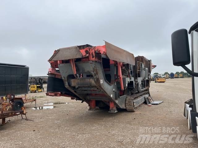 Sandvik QI240 Drtící zařízení