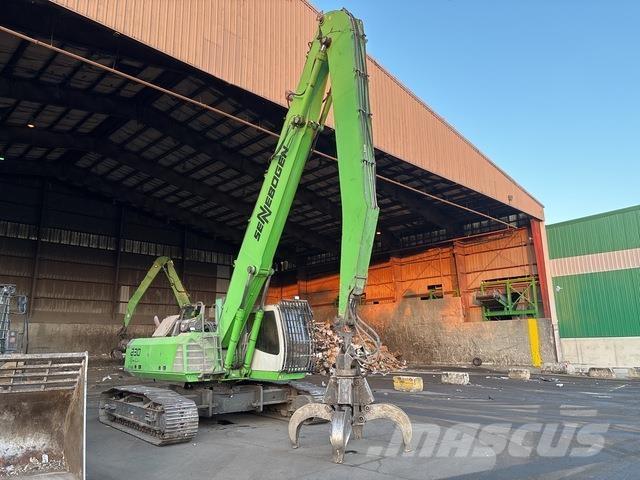 Sennebogen 830 Stroje pro manipulaci s odpadem
