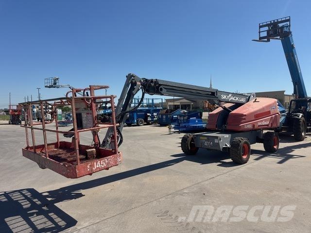 SkyJack SJ45T Teleskopické plošiny