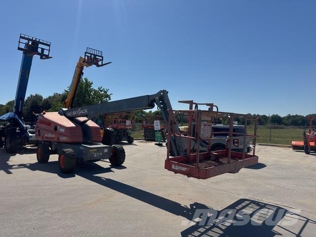 SkyJack SJ45T Teleskopické plošiny