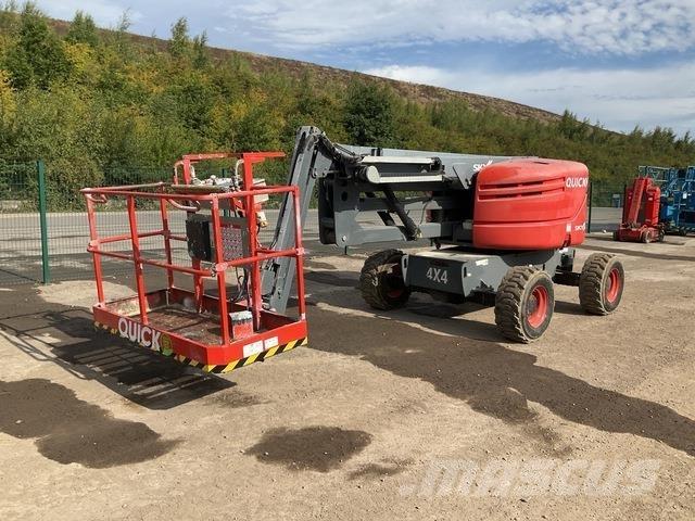 SkyJack SJ46AJ Kloubové plošiny