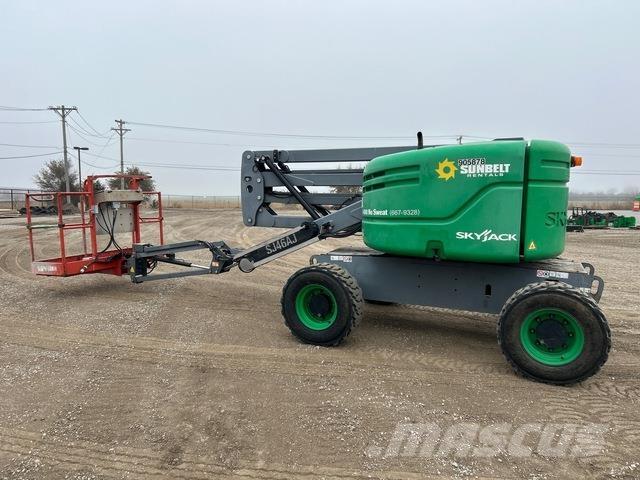 SkyJack SJ46AJ Kloubové plošiny