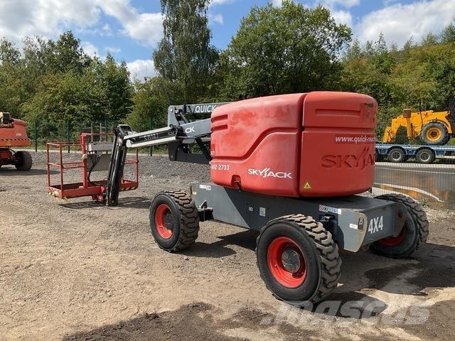 SkyJack SJ51AJ Kloubové plošiny