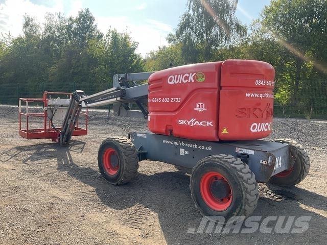 SkyJack SJ51AJ Kloubové plošiny