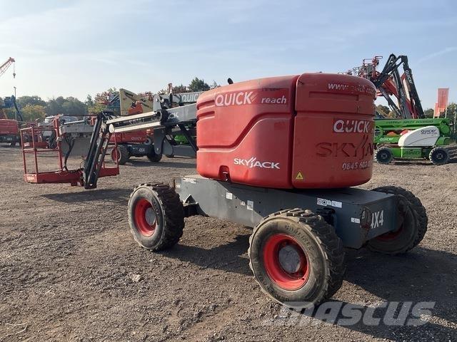 SkyJack SJ51AJ Kloubové plošiny