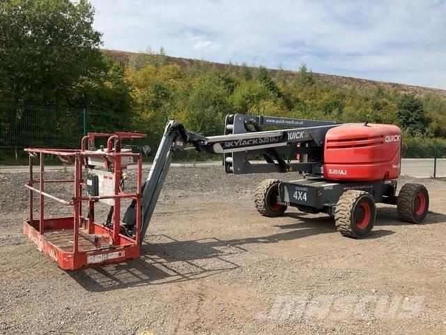 SkyJack SJ51AJ Kloubové plošiny