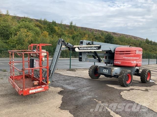 SkyJack SJ51AJ Kloubové plošiny