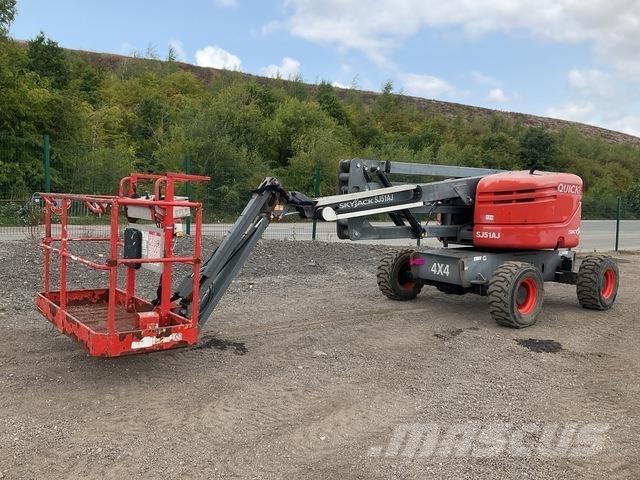 SkyJack SJ51AJ Kloubové plošiny