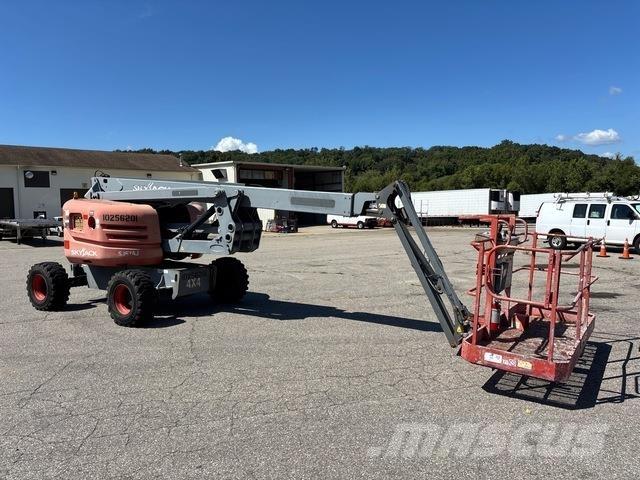 SkyJack SJ63AJ Kloubové plošiny