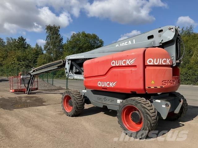 SkyJack SJ85AJ Kloubové plošiny