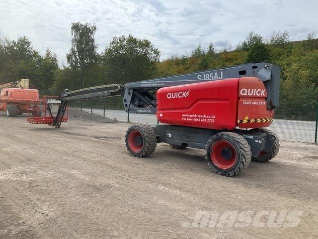 SkyJack SJ85AJ Kloubové plošiny