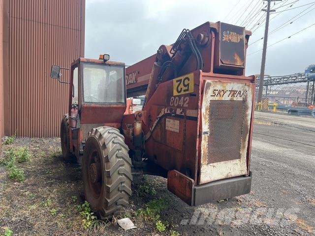 SkyTrak 80422 Teleskopické manipulátory