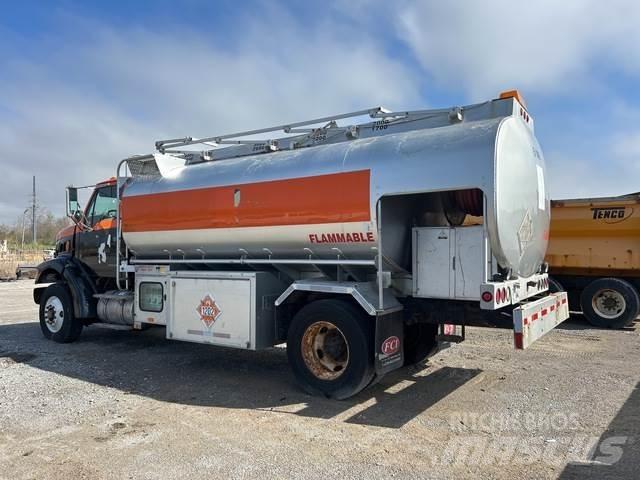 Sterling L7500 Cisternové vozy