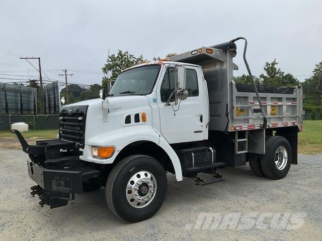 Sterling L7500 Sklápěče