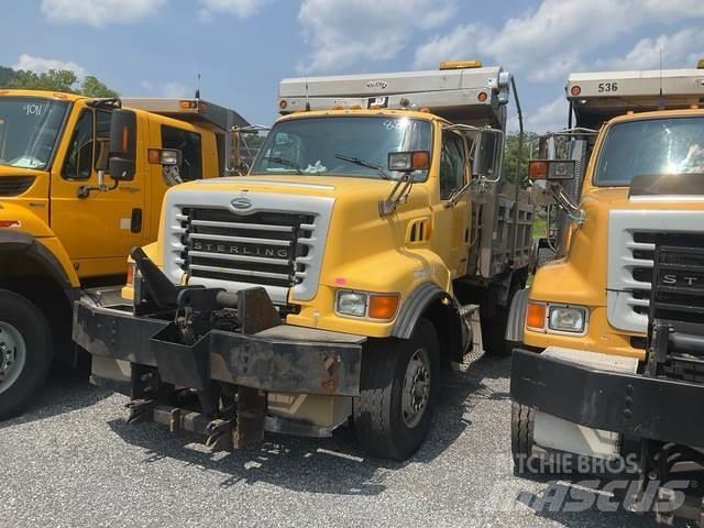 Sterling L8500 Sklápěče