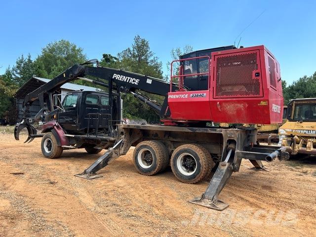 Sterling L8513 Vozy na přepravu kmenů