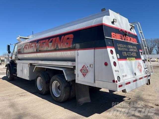 Sterling L9500 Cisternové vozy