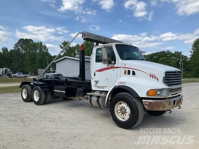 Sterling L9500 Hákový nosič kontejnerů