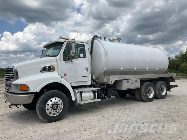 Sterling L9500 Kombinované/Čerpací cisterny