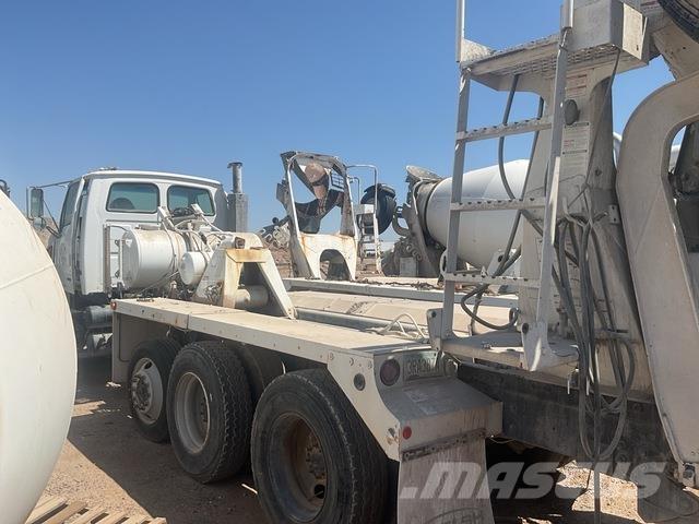 Sterling L9500 Další