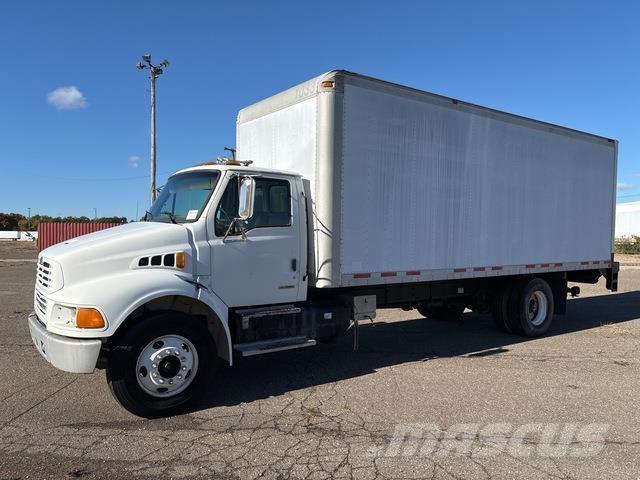 Sterling M7500 Skříňová nástavba