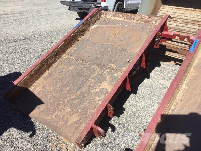  Syntron MF400 Dávkovače, podavače