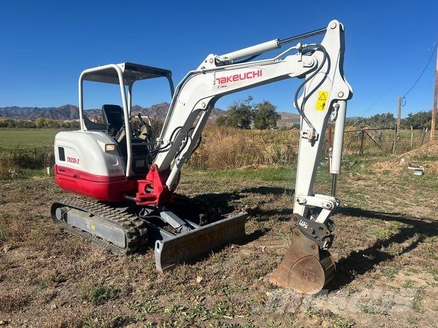 Takeuchi TB235 Pásová rýpadla