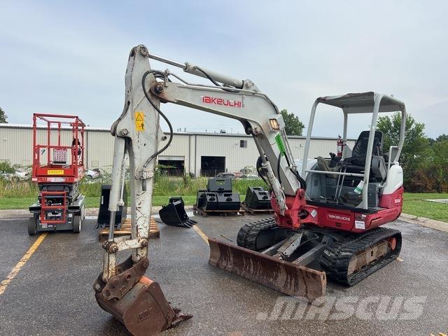 Takeuchi TB240 Pásová rýpadla