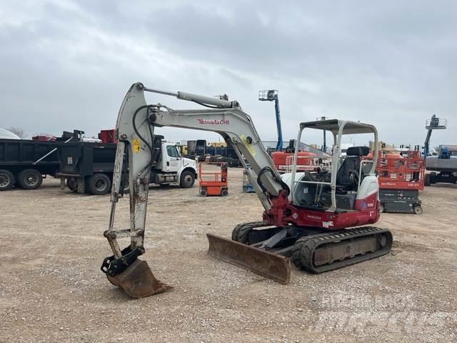 Takeuchi TB260 Pásová rýpadla