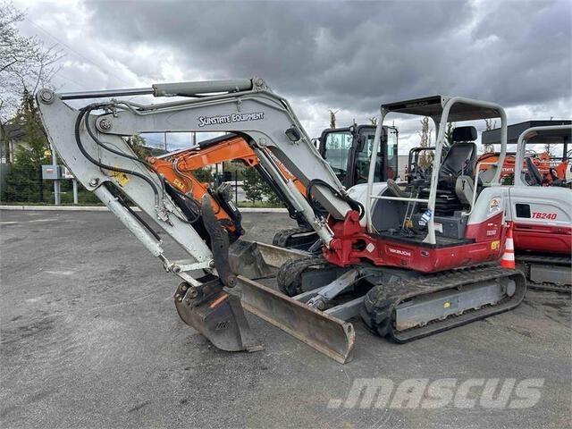 Takeuchi TB260 Pásová rýpadla