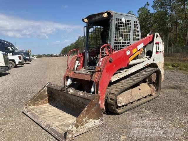 Takeuchi TL10 Smykem řízené nakladače