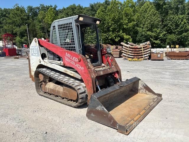 Takeuchi TL10 Smykem řízené nakladače