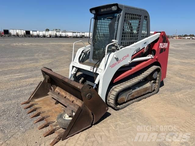 Takeuchi TL230 Smykem řízené nakladače