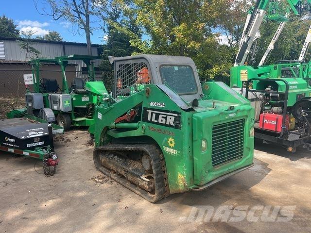 Takeuchi TL6R Smykem řízené nakladače