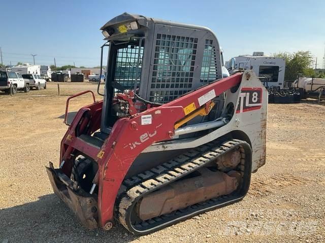 Takeuchi TL8 Smykem řízené nakladače
